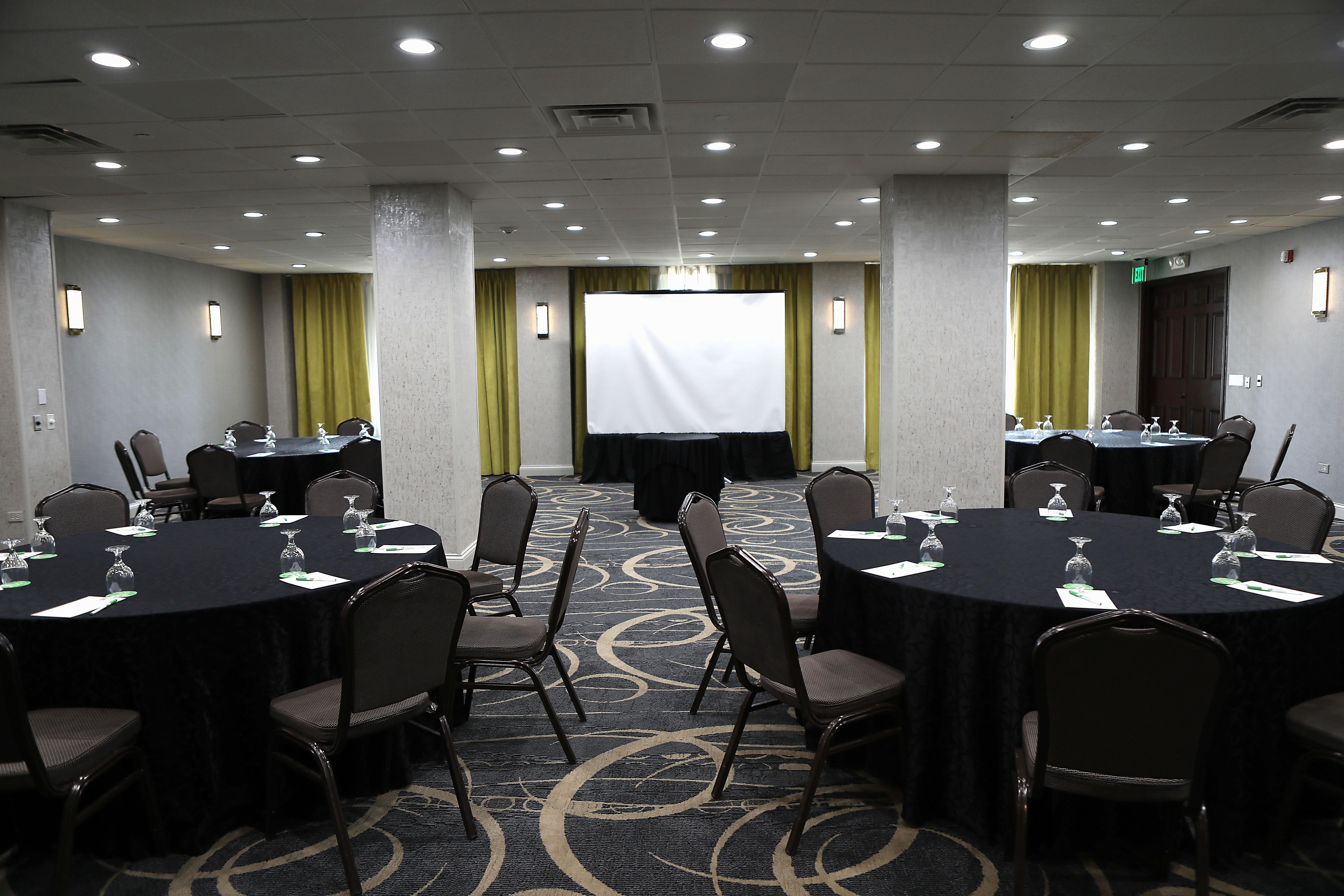 Holiday Inn Chicago/Oak Brook By Ihg Oakbrook Terrace Exterior foto